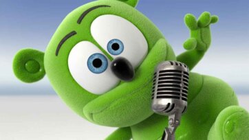 Funny Green Gummy Bear Singing Songs for Kids with Music